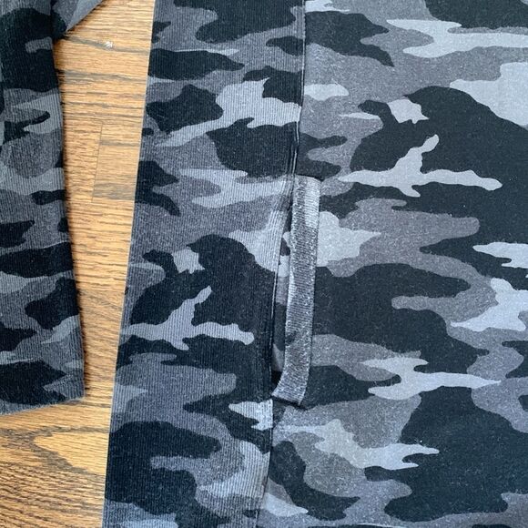 M Athleta camo dress/tunic - Picture 9 of 14